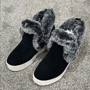 Size 6.5 Brand NEW J/Slides Sean Waterproof Cozy Booties